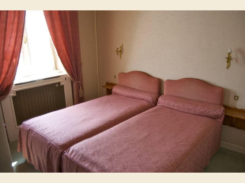 Hotel Absolue Renaissance Magny-Cours Zewnętrze zdjęcie