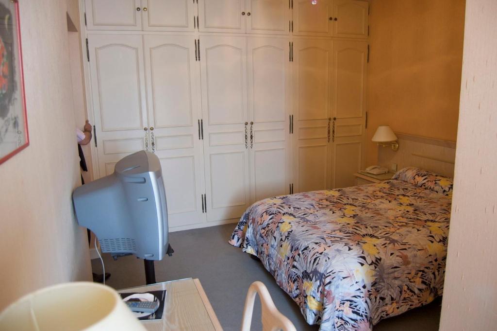 Hotel Absolue Renaissance Magny-Cours Pokój zdjęcie